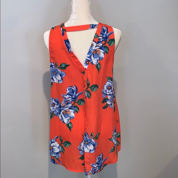 Staccato Coral Floral Split Back Tank Top - Picture 4 of 8